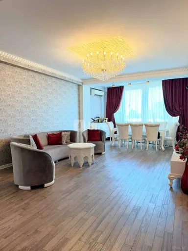 4 otaqlı mənzil, Xətai rayonu, Şah İsmayıl Xətai m.