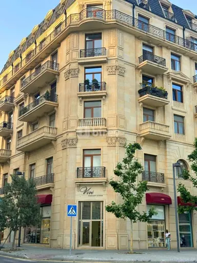 3 otaqlı mənzil, Ağ şəhər q.