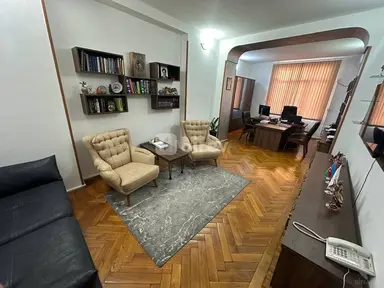 3 otaqlı mənzil, Nəsimi rayonu, 28 May m.