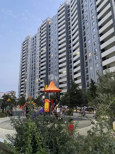 3 otaqlı mənzil, Həzi Aslanov q.