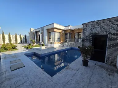 6 otaqlı həyət evi, Şüvəlan q.