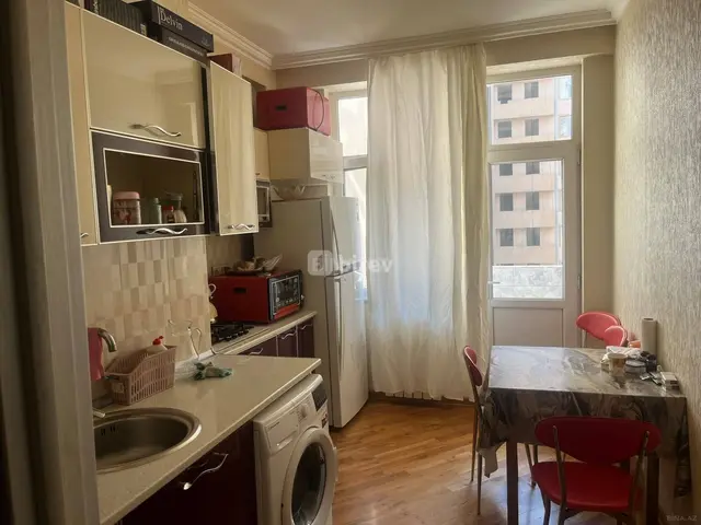 3 otaqlı mənzil, Xırdalan q.