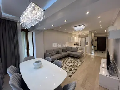 3 otaqlı mənzil, Ağ şəhər q.