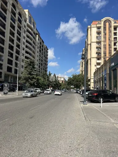 3 otaqlı mənzil, Bakıxanov q.
