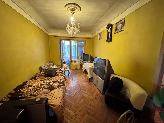 4 otaqlı mənzil, 7-ci mikrorayon