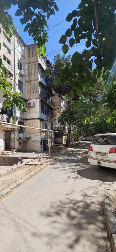 3 otaqlı mənzil, 8-ci kilometr q.