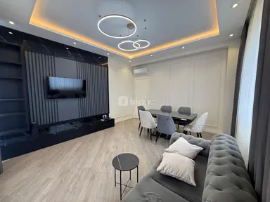 3 otaqlı mənzil, Ağ şəhər q.