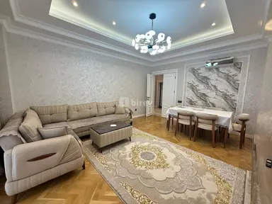2 otaqlı mənzil, Ağ şəhər q.