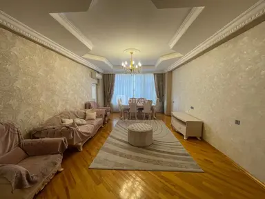 3 otaqlı mənzil, 8-ci kilometr q.