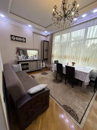3 otaqlı mənzil, 8-ci mikrorayon