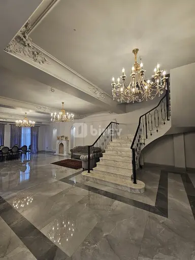 8 otaqlı həyət evi, Badamdar q.