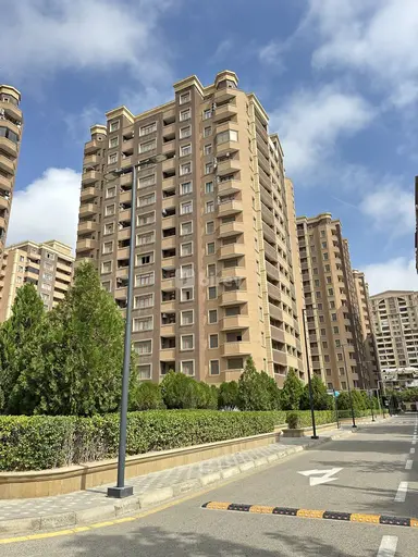 2 otaqlı mənzil, Nəsimi rayonu, 28 May m.
