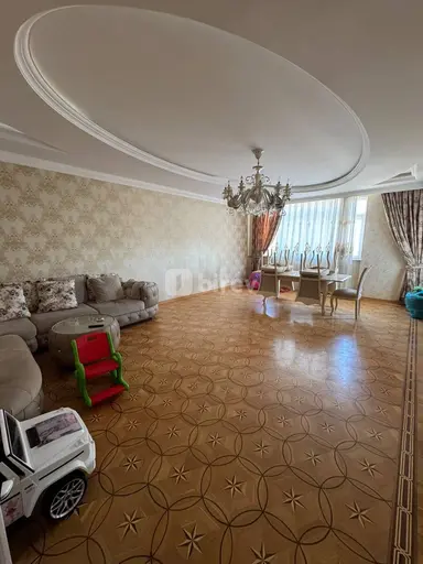 4 otaqlı mənzil, Nəsimi rayonu, Nizami m.