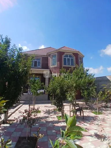 6 otaqlı həyət evi, Hökməli q.