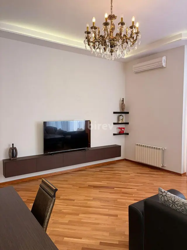 4 otaqlı mənzil, Nəsimi rayonu