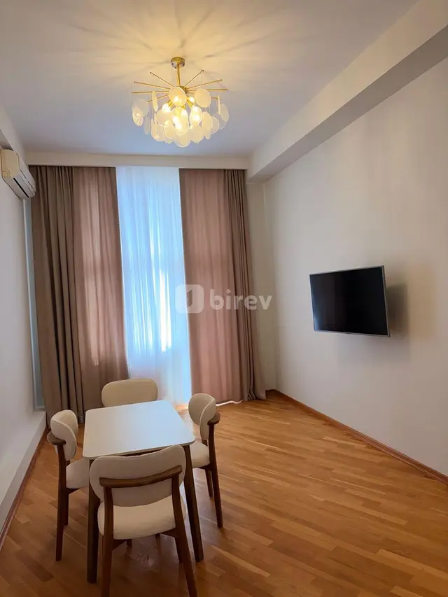 4 otaqlı mənzil, Nəsimi rayonu