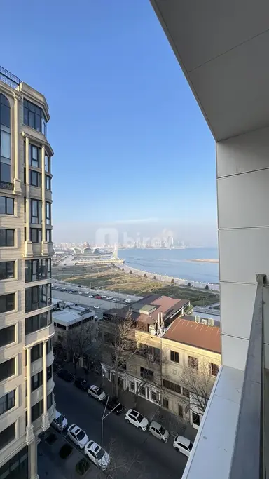 4 otaqlı mənzil, Bayıl q.