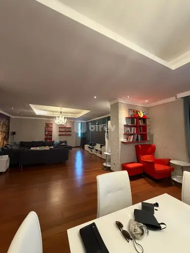 5 otaqlı mənzil, Xətai rayonu, Şah İsmayıl Xətai m.