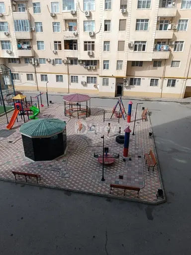 3 otaqlı mənzil, 8-ci kilometr q.