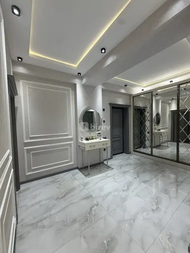 3 otaqlı mənzil, 6-cı mikrorayon