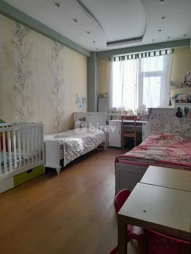 3 otaqlı mənzil, Yasamal q.