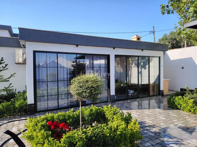 6 otaqlı həyət evi, Bilgəh q.