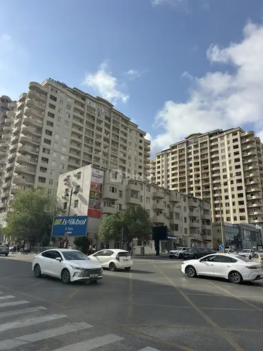 3 otaqlı mənzil, Nəsimi rayonu, 8 Noyabr m.