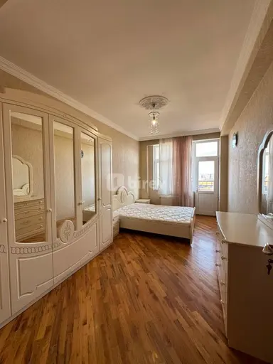 3 otaqlı mənzil, Yeni Yasamal q.
