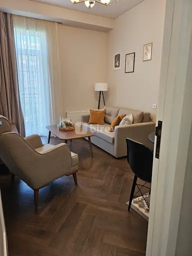 2 otaqlı mənzil, Ağ şəhər q.