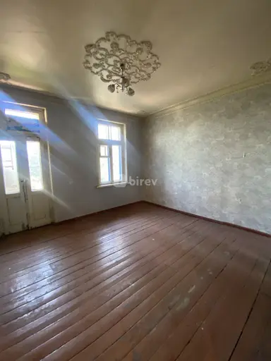 3 otaqlı mənzil, Bakıxanov q.