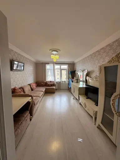 3 otaqlı mənzil, Bakıxanov q.