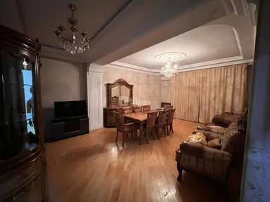 2 otaqlı mənzil, Nəsimi rayonu, Memar Əcəmi m.