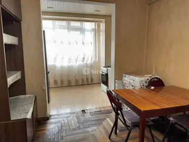 2 otaqlı mənzil, Yasamal q.