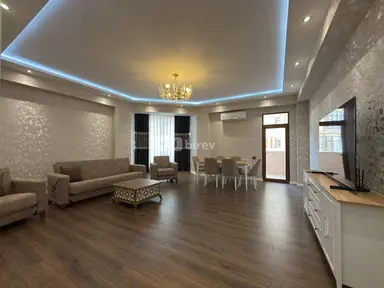 2 otaqlı mənzil, Xətai rayonu, Şah İsmayıl Xətai m.