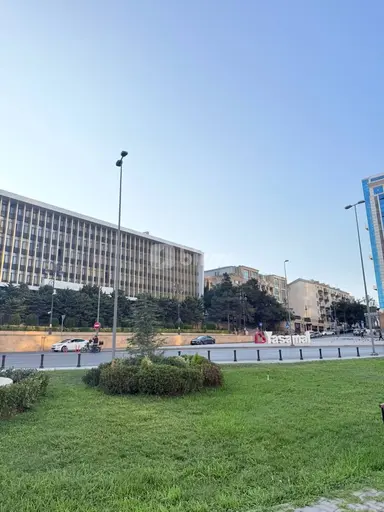 3 otaqlı mənzil, Yasamal rayonu, Elmlər Akademiyası m.