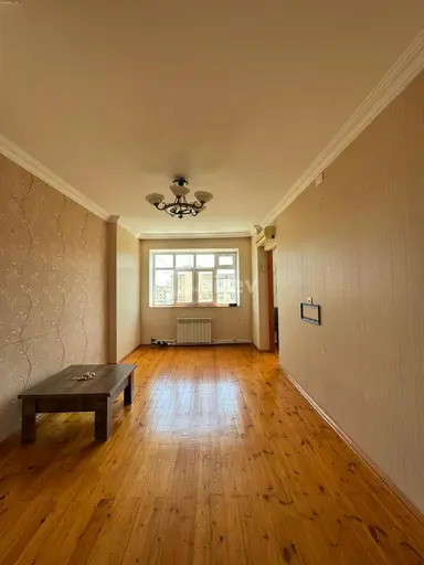 4 otaqlı mənzil, Bakıxanov q.