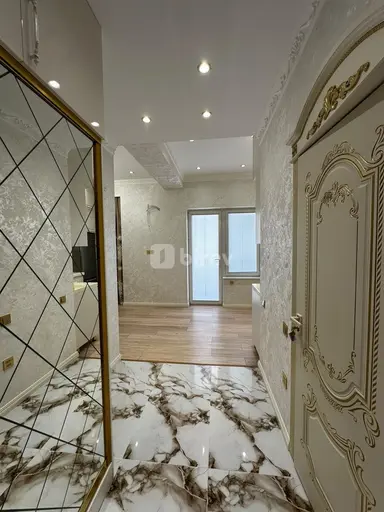2 otaqlı mənzil, Ağ şəhər q.