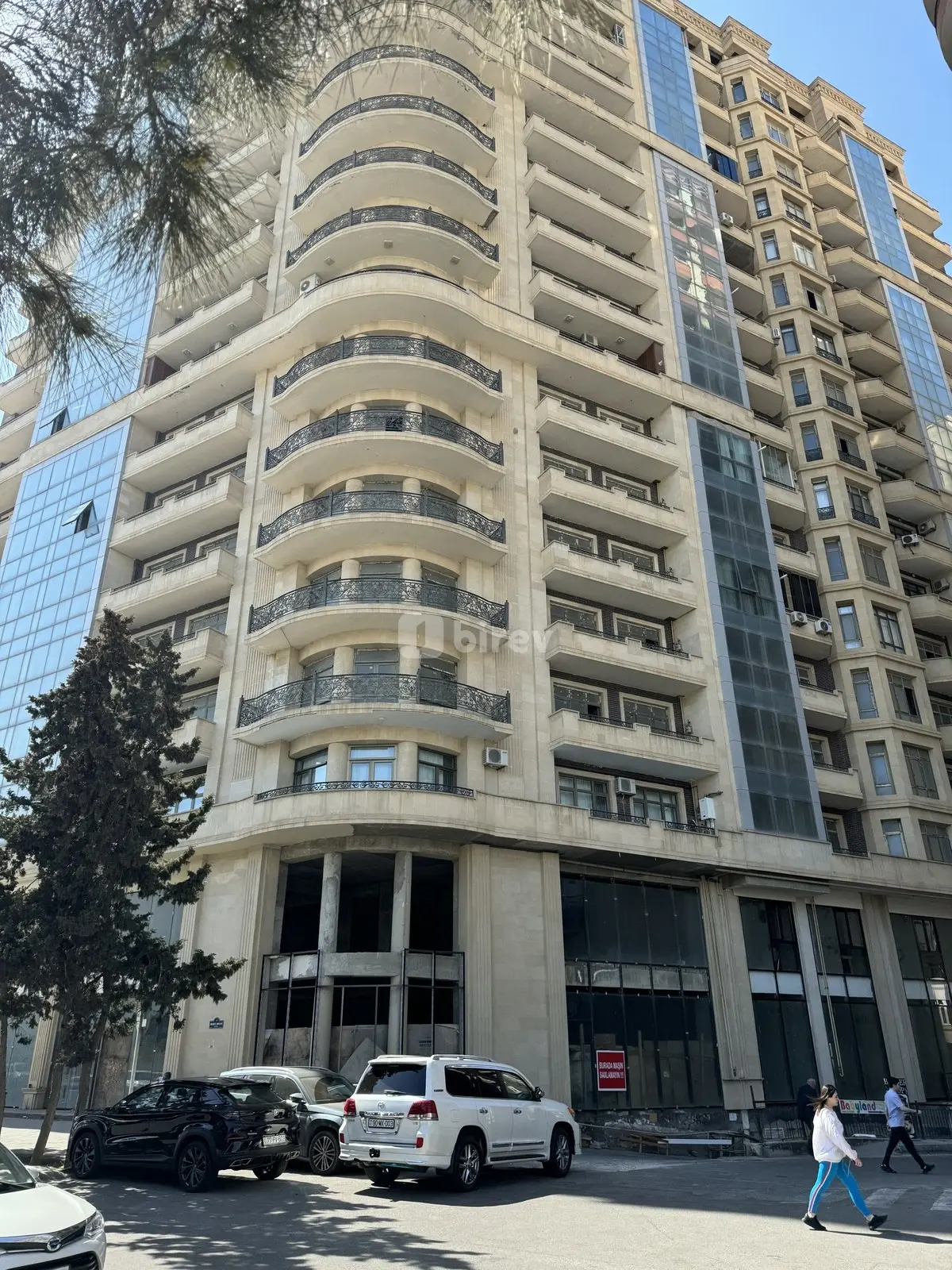 4 otaqlı mənzil, Badamdar q., Abbasqulu Abbaszade küçəsi, Səbail rayonu — şəkil 1