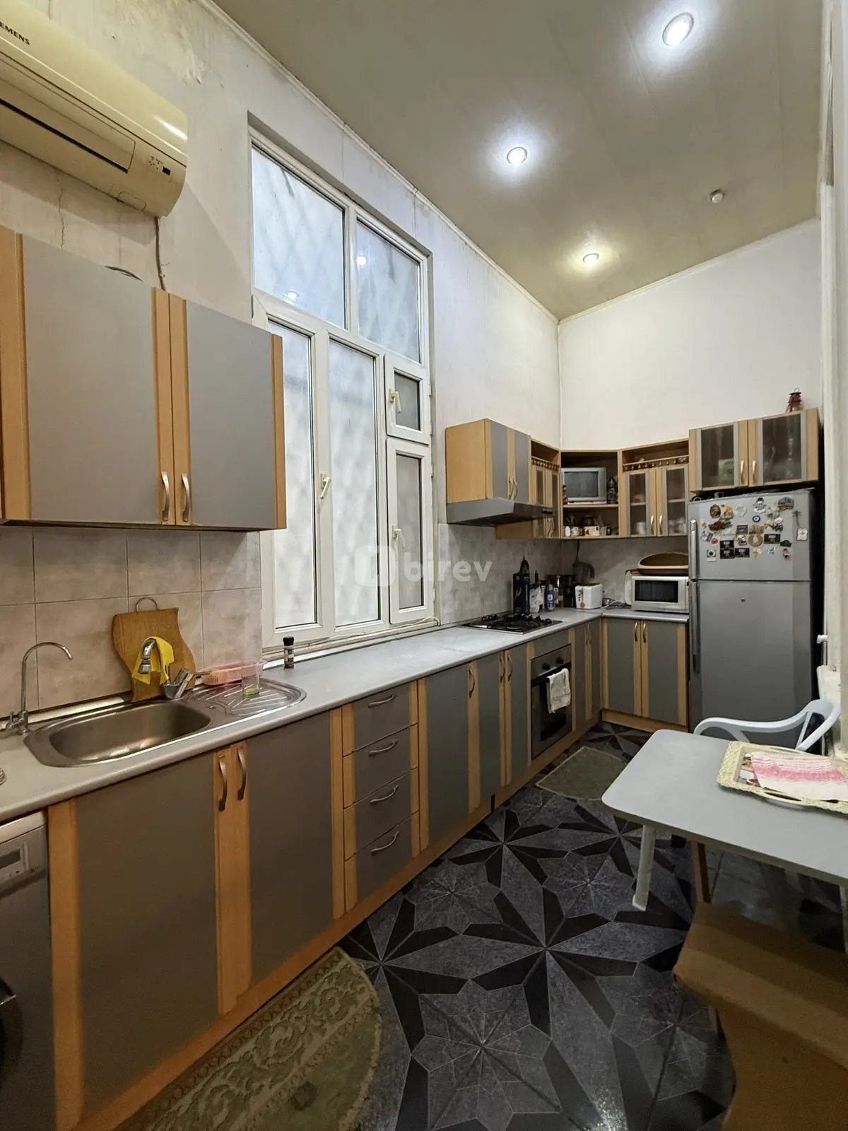 4 otaqlı mənzil, Səbail rayonu, R.Rza küçəsi., Bakı şəhəri — şəkil 11