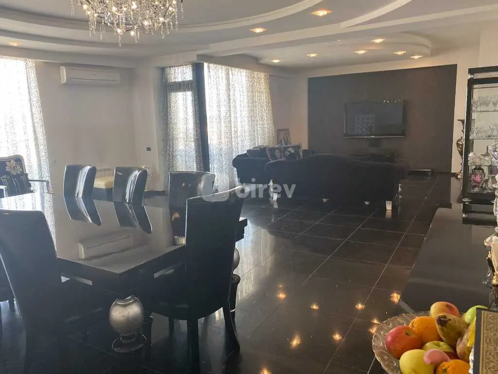 5 otaqlı mənzil, Nəsimi rayonu, Səməd Vurğun küç., Bakı şəhəri — şəkil 4