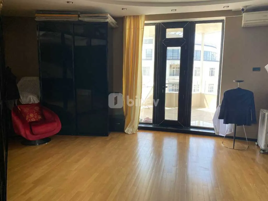 5 otaqlı mənzil, Nəsimi rayonu, Səməd Vurğun küç., Bakı şəhəri — şəkil 10
