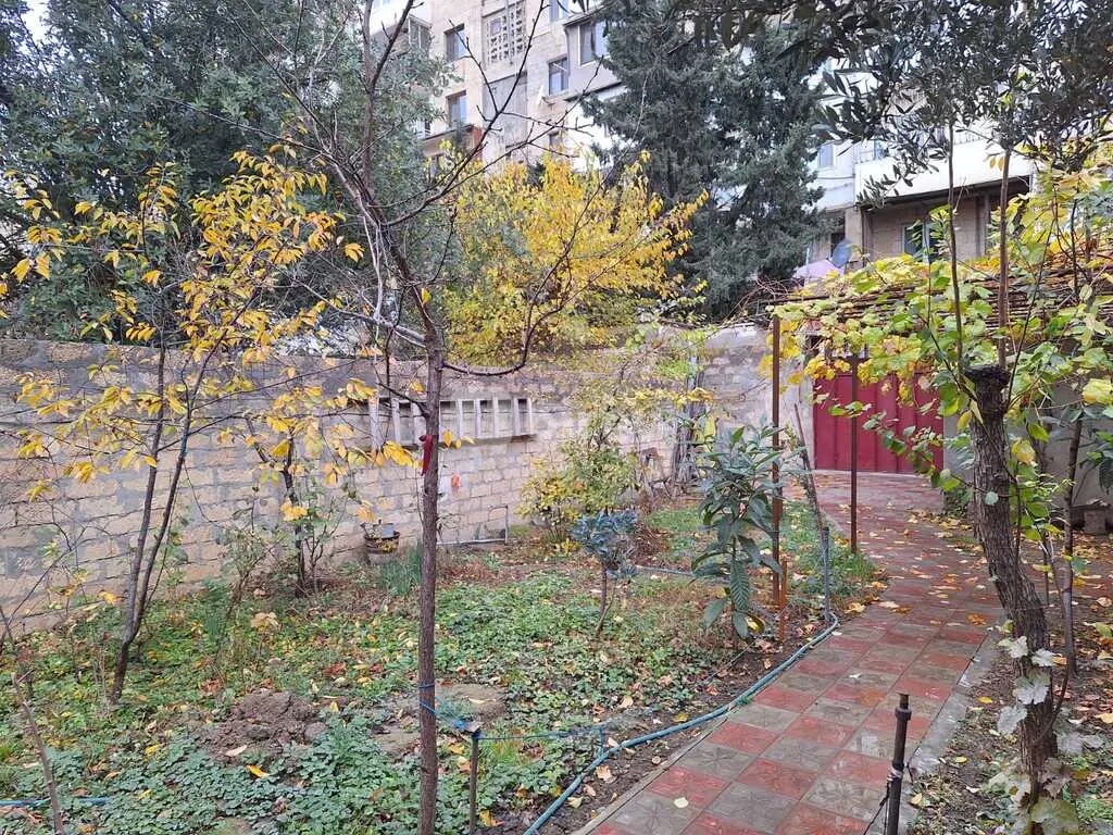 6 otaqlı həyət evi, Nərimanov rayonu, Teymur Əliyev küç., Bakı şəhəri — şəkil 2
