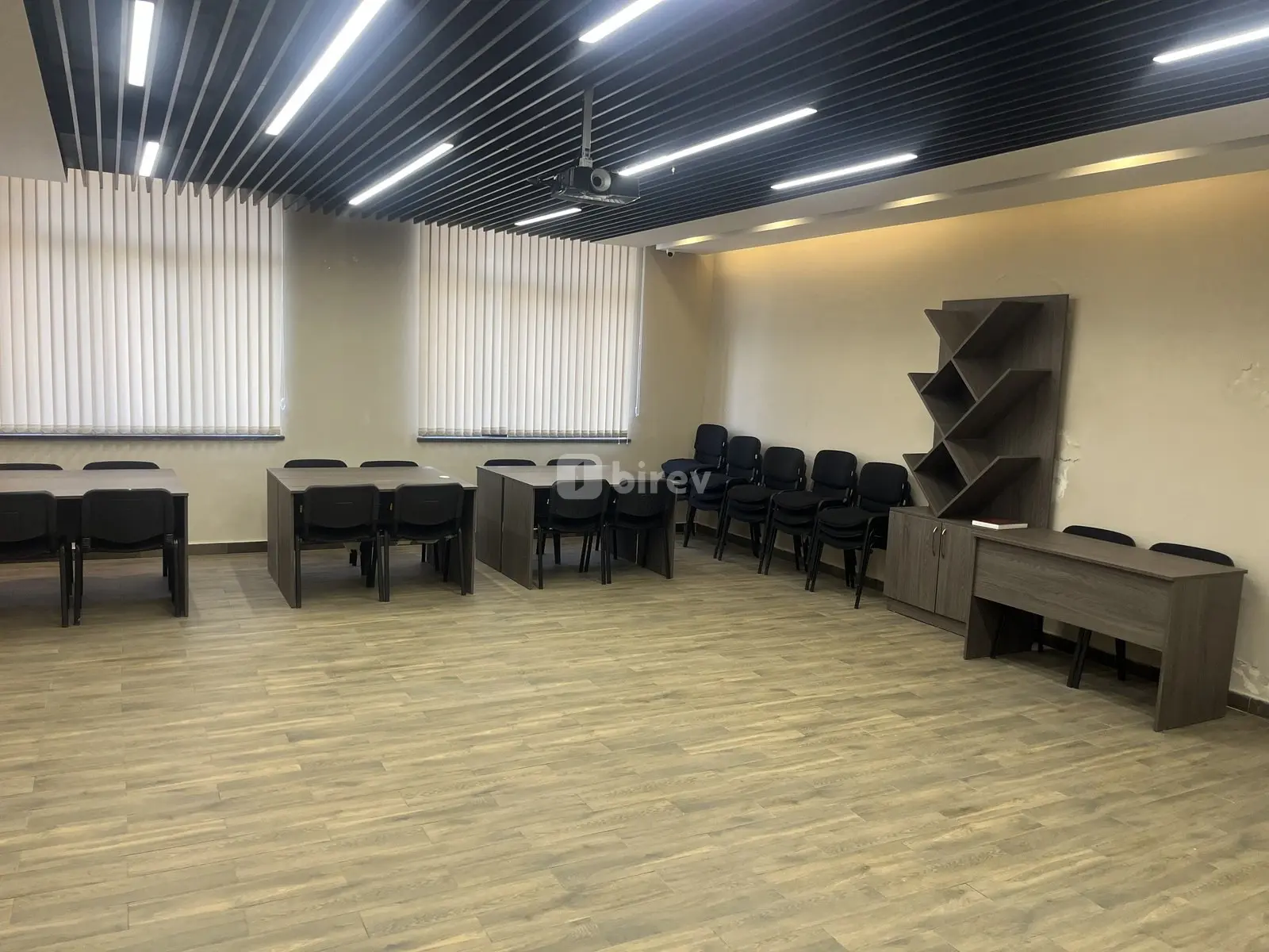 Ofis, Yasamal q., Bəxtiyar Vahabzadə küçəsi, Yasamal rayonu — şəkil 1