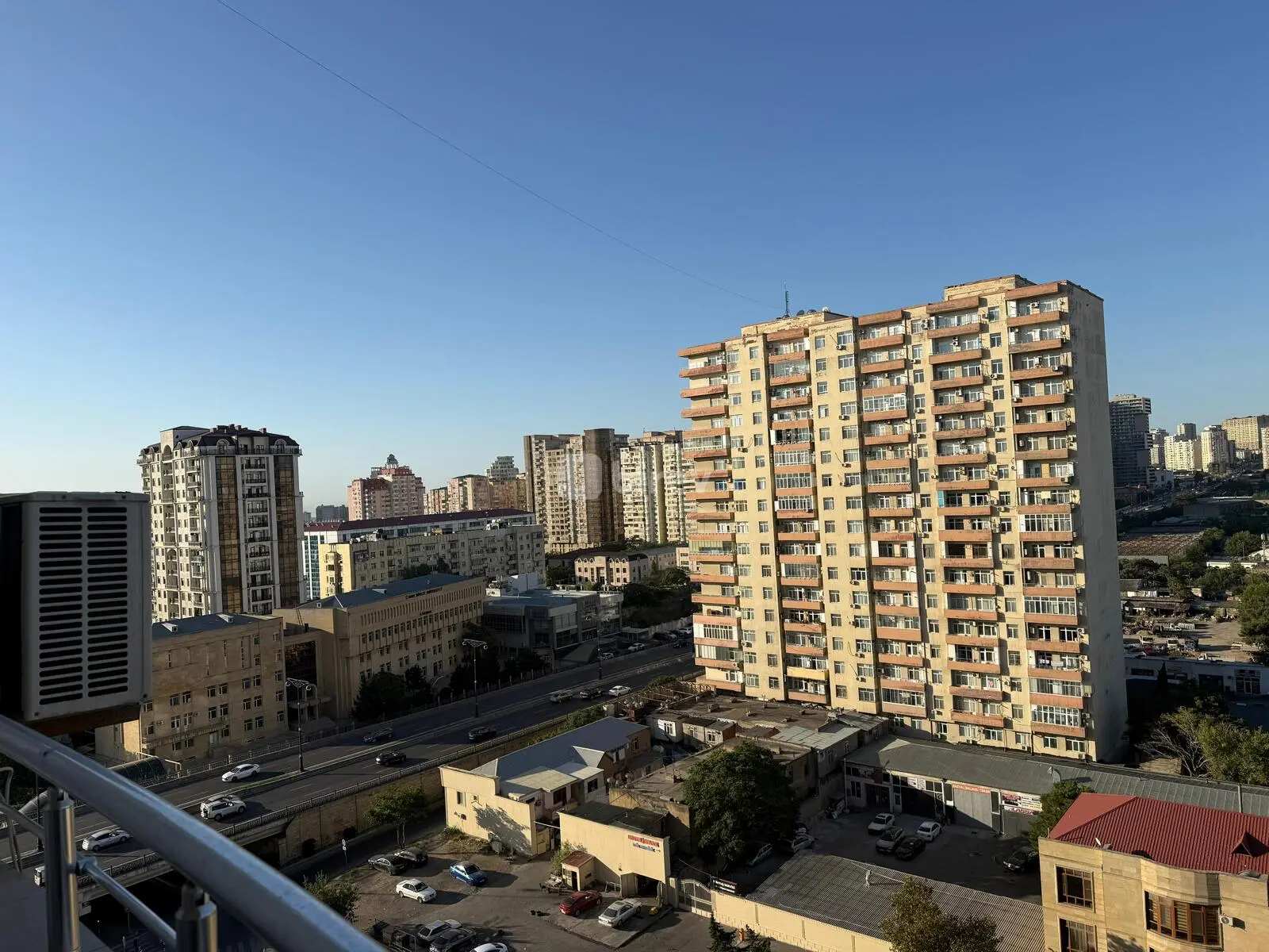 3 otaqlı mənzil, Nəsimi rayonu, Ceyhun Səlimov k. 16, Bakı şəhəri — şəkil 14