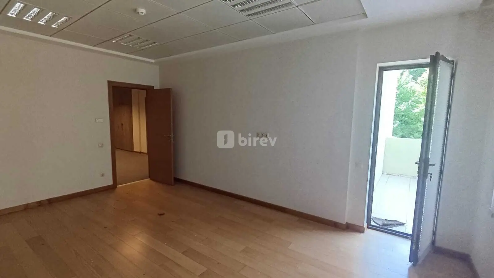 Obyekt, Yasamal rayonu, İzmir küçəsi, Bakı şəhəri — şəkil 4