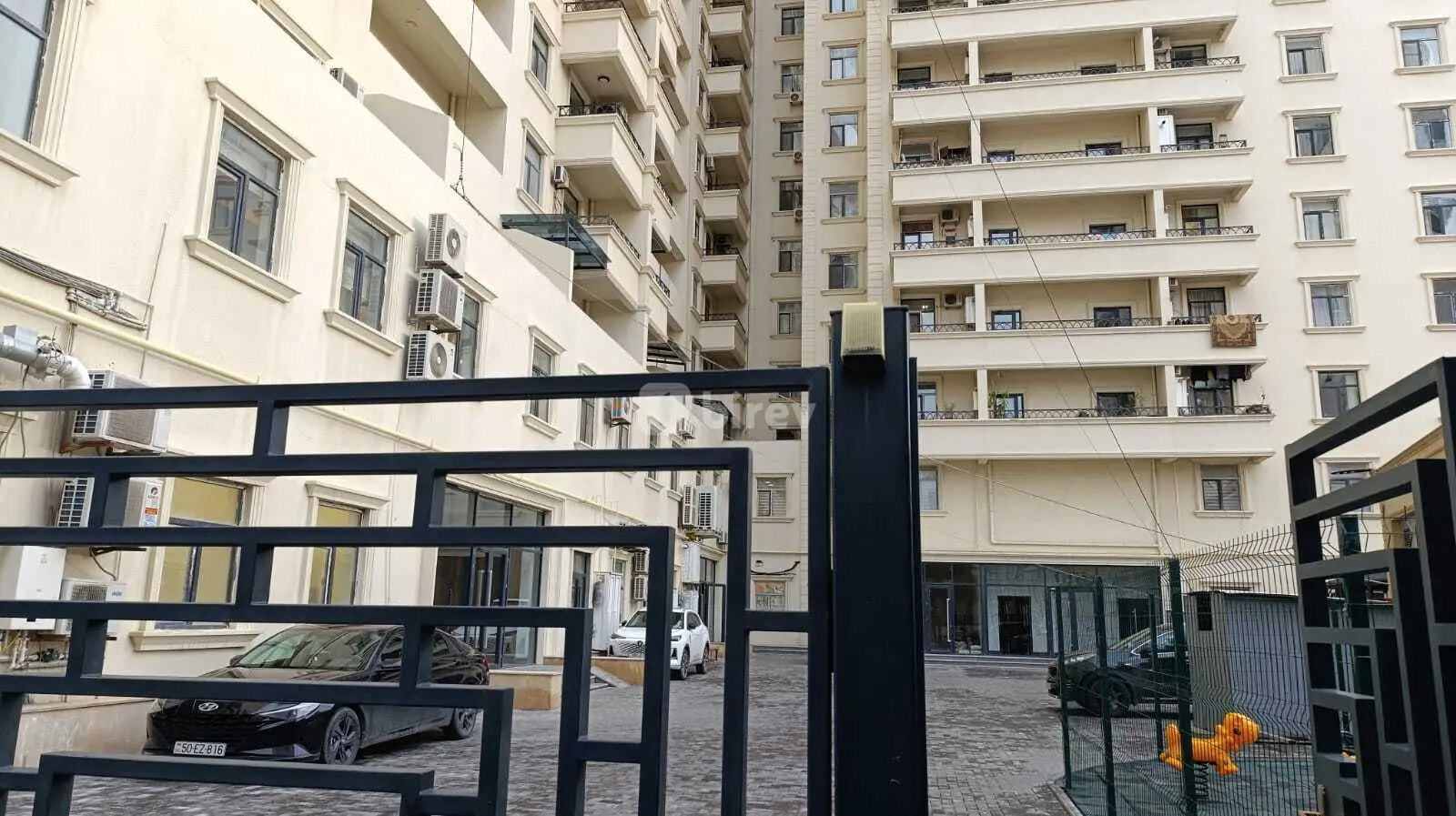 4 otaqlı mənzil, Nəsimi rayonu, Azadlıq prospekti, Bakı şəhəri — şəkil 4