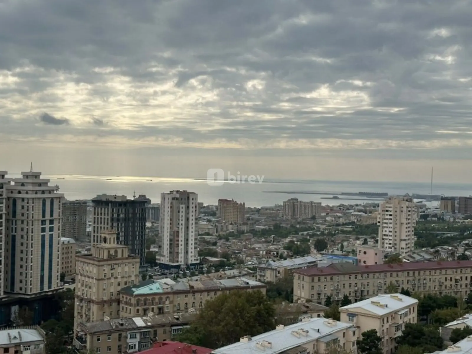 3 otaqlı mənzil, Yasamal rayonu, Tağı Şahbazi küçəsi, Bakı şəhəri — şəkil 1