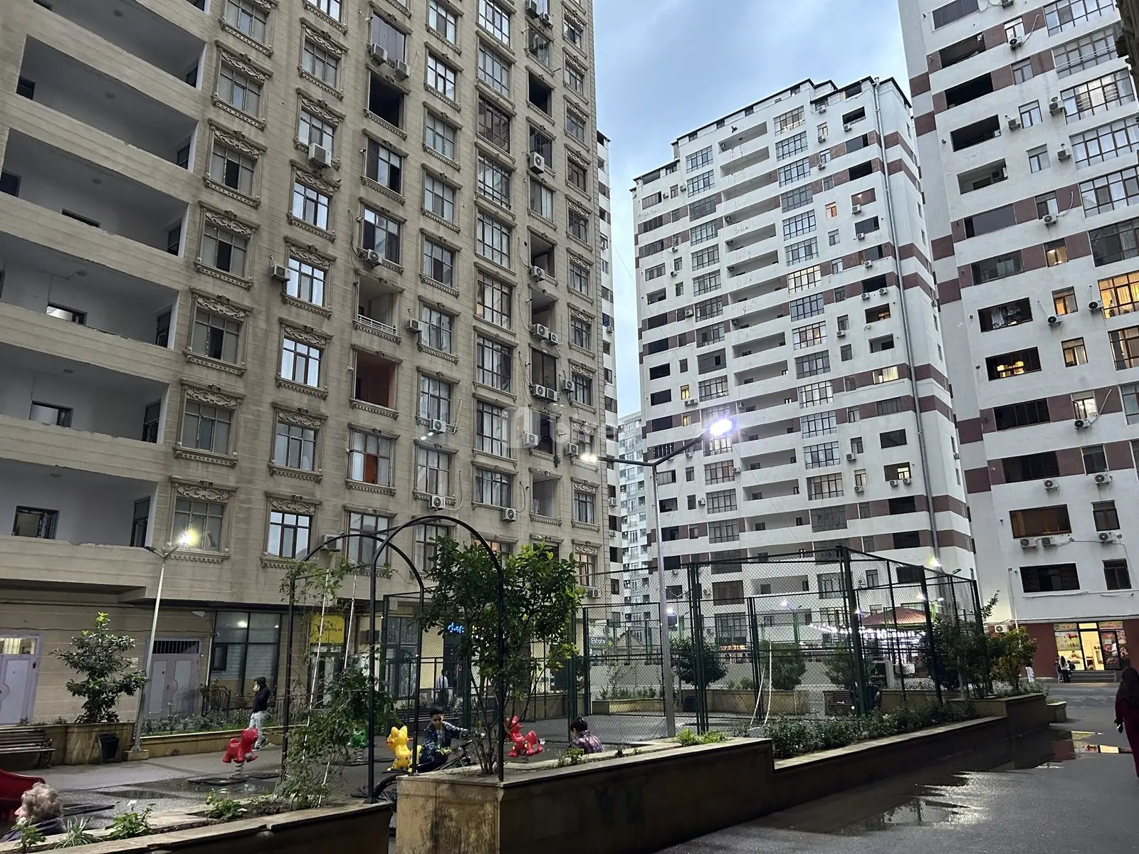 4 otaqlı mənzil, Yasamal rayonu, Həsən Bəy Zərdabi pr., Bakı şəhəri — şəkil 2