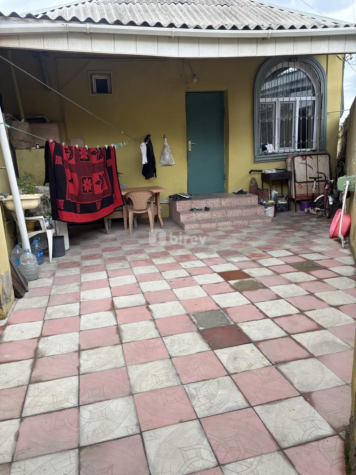 3 otaqlı həyət evi, Abşeron rayonu, xırdalan şəhəri, Quşçuluq yaşayış massivi, Bakı şəhəri — şəkil 1
