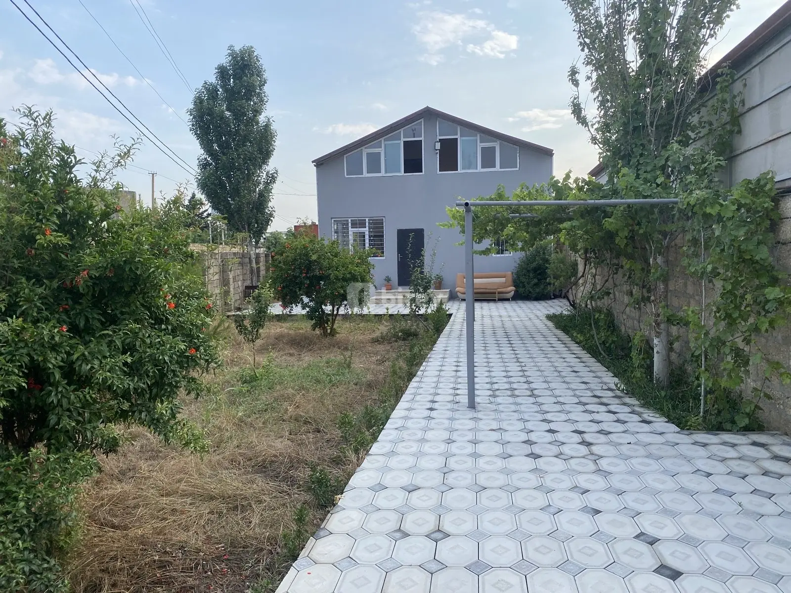 3 otaqlı həyət evi, Buzovna q., Albalılıq q., 1., Xəzər rayonu — şəkil 1